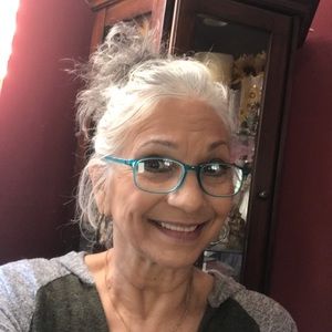 Meet your Posher, Pam